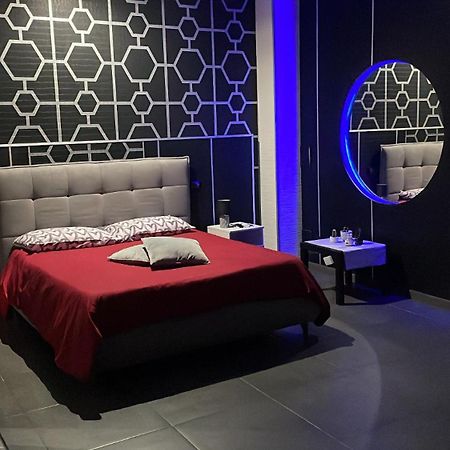 Luxury Suite Mimi Bari Buitenkant foto